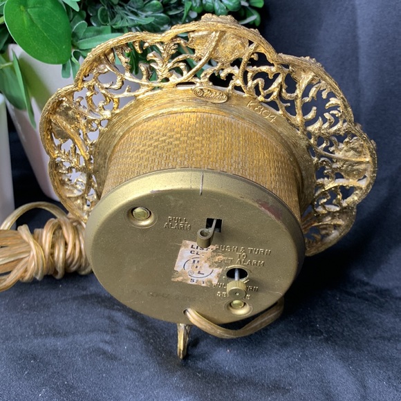 Vintage ornate Ormolu MATSON K804 plug in alarm clock - Picture 5 of 13